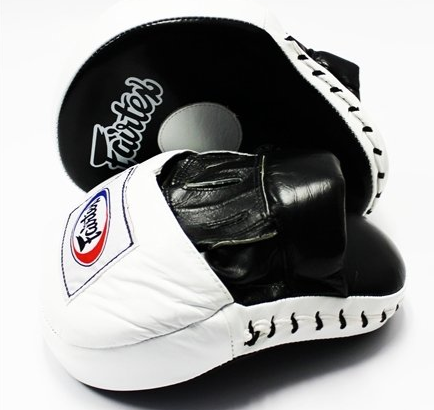FAIRTEX - FMV9 Curved Focus Mitts